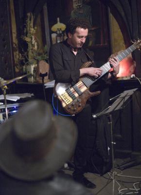 images/Muzyka/Jaroslaw Smietana Quartet-pion/07-Jaroslaw Smietana-X.jpg